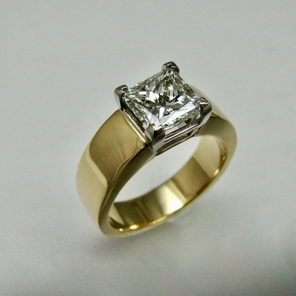 Custom Wedding Ring with Princess Cut Diamond